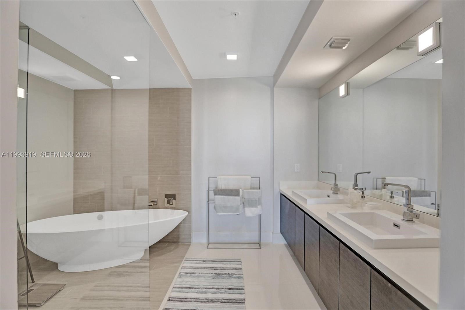 300 Sunny Isles Boulevard