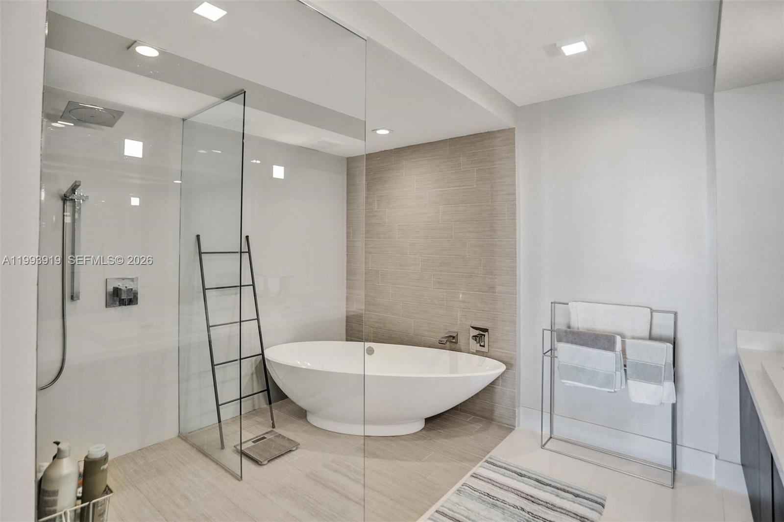 300 Sunny Isles Boulevard