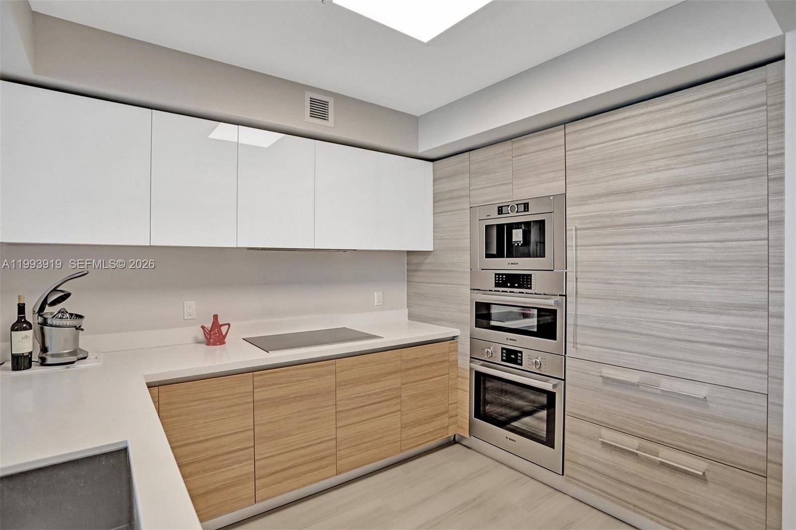 300 Sunny Isles Boulevard