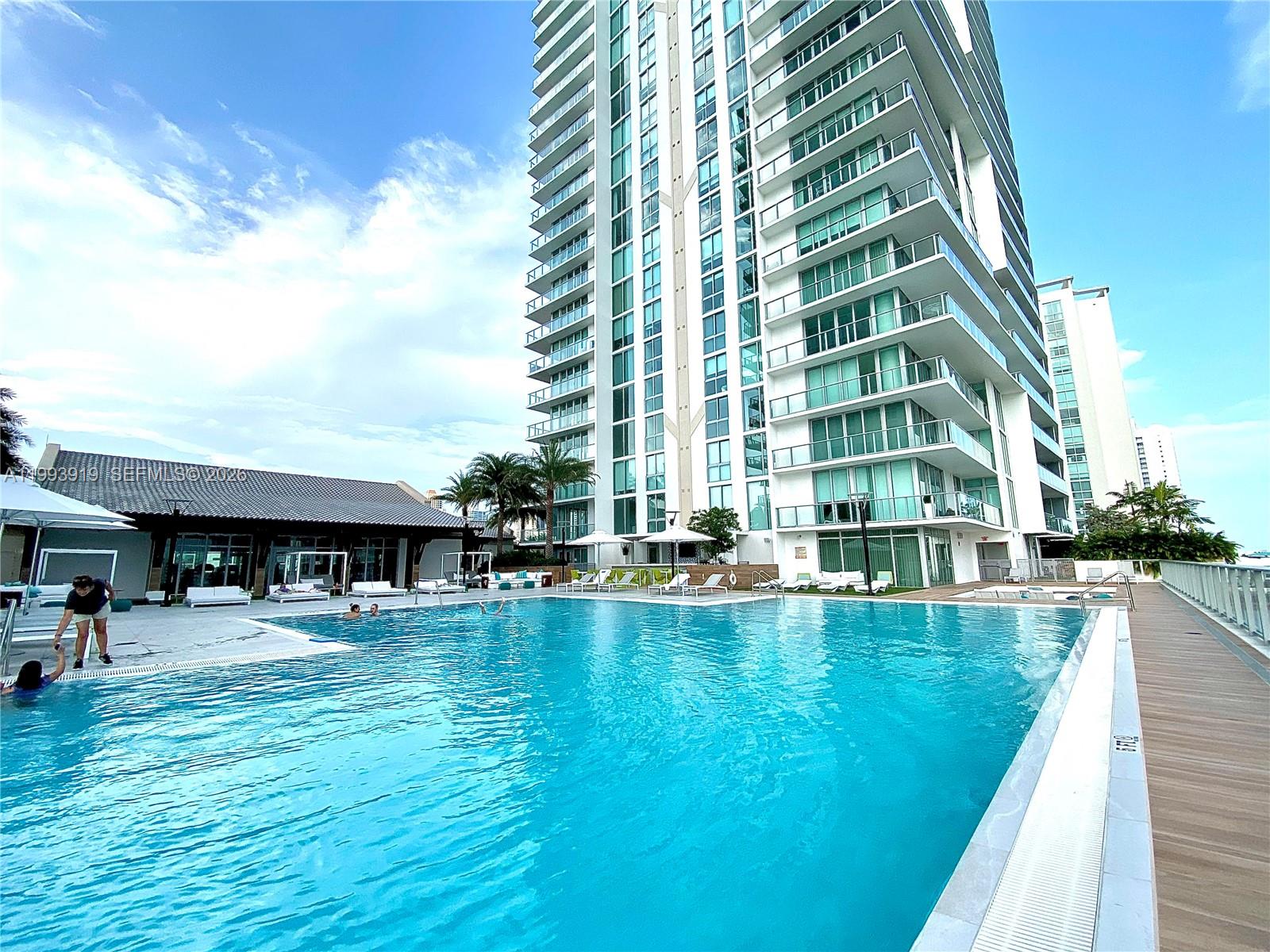 300 Sunny Isles Boulevard