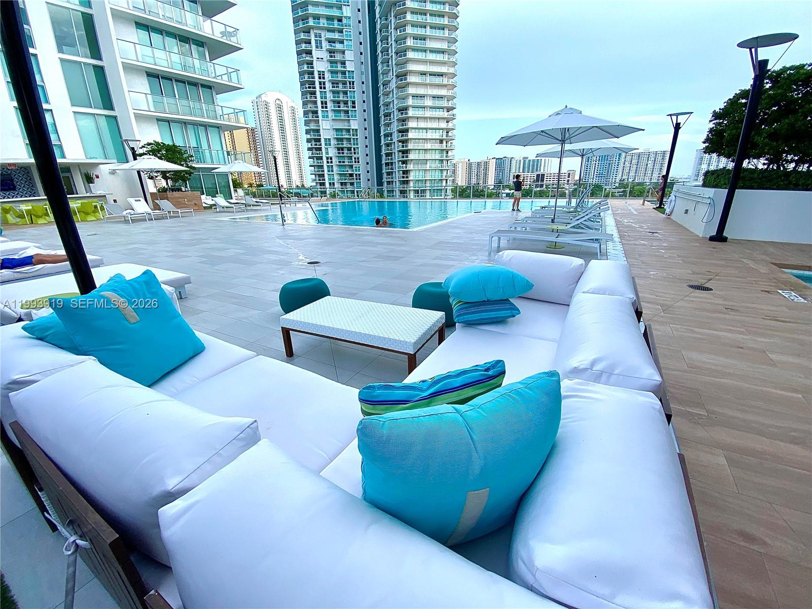 300 Sunny Isles Boulevard