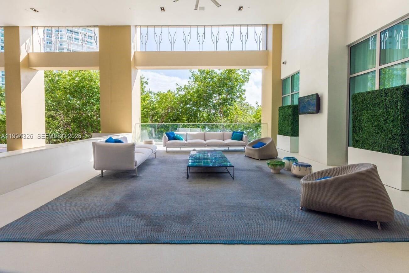 330 Sunny Isles Boulevard
