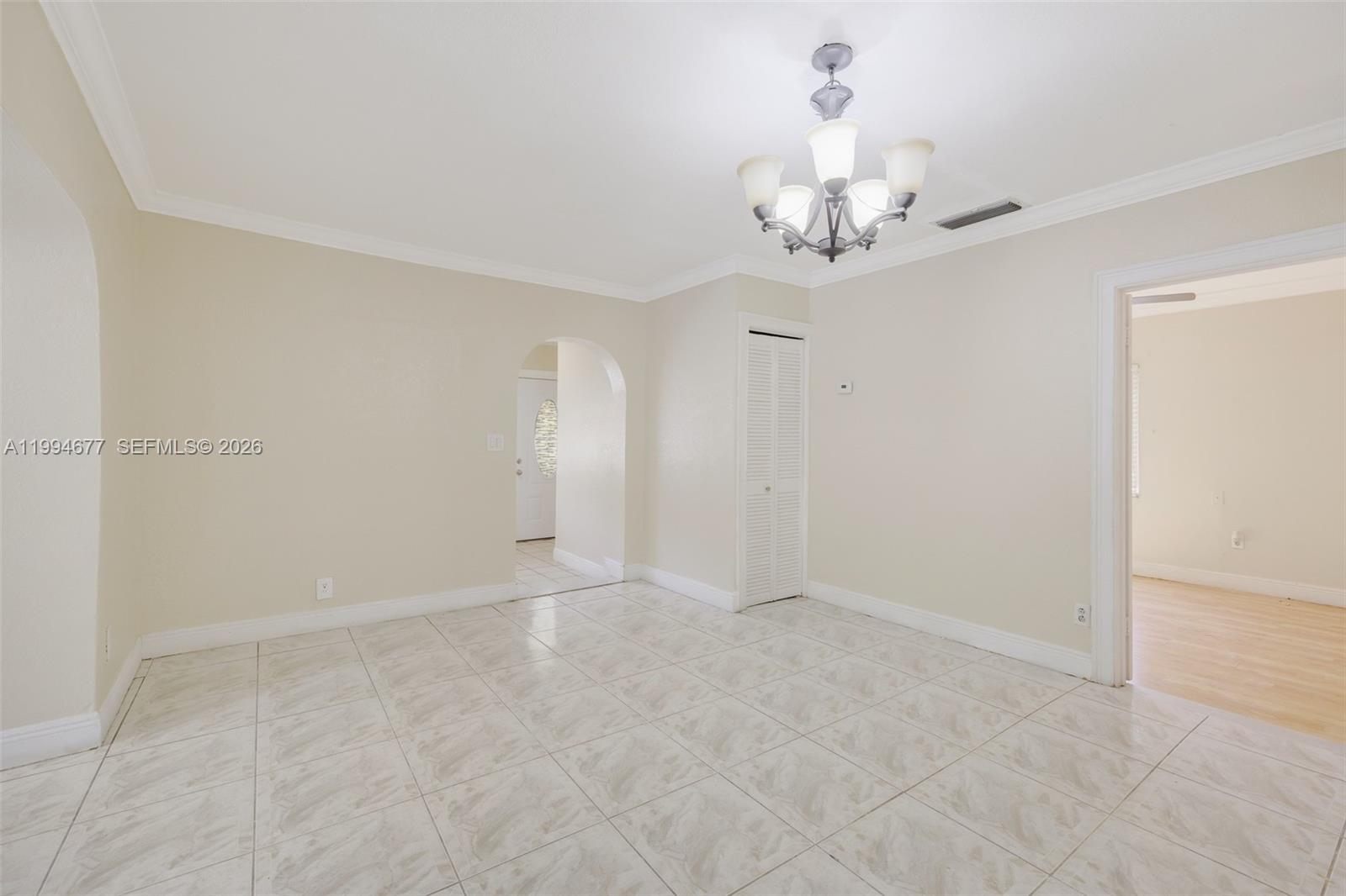 674 W 23rd Street