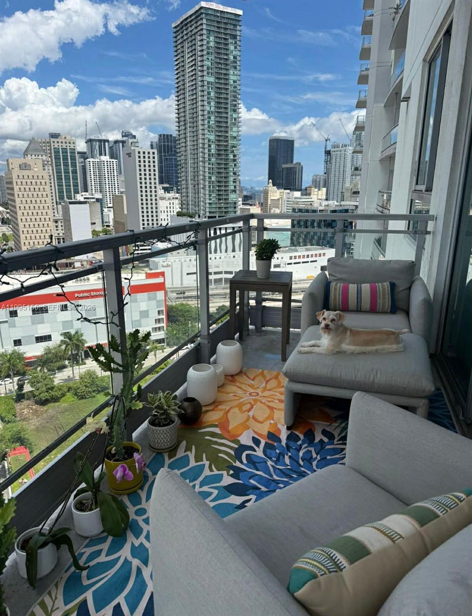 90 SW 3rd Street