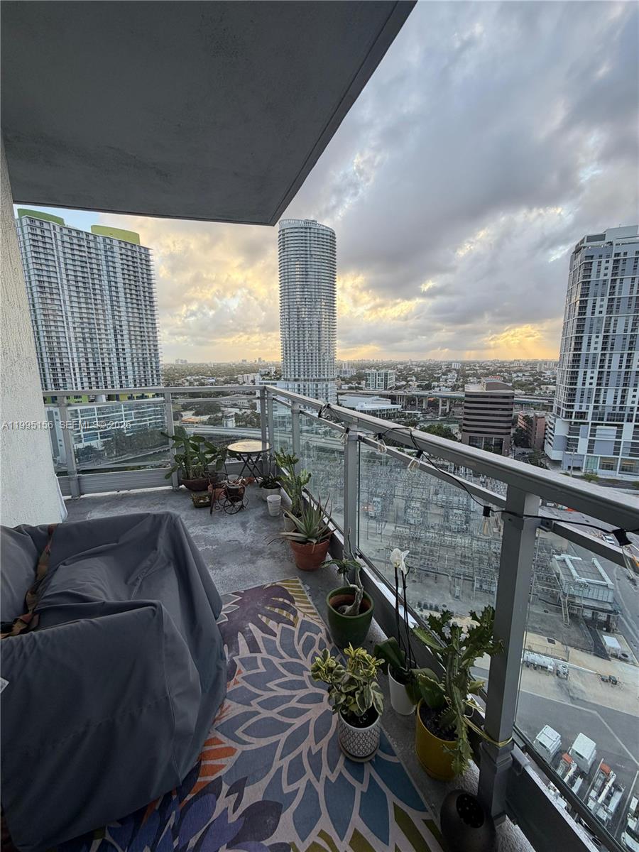 90 SW 3rd Street