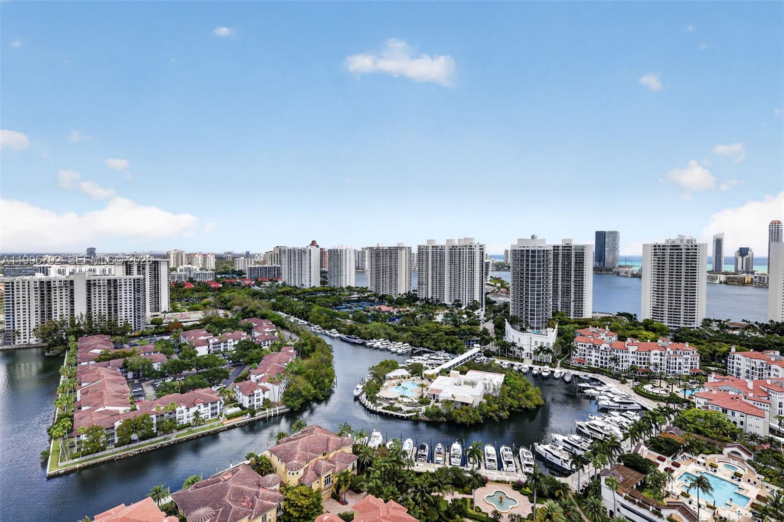 1000 Island Boulevard