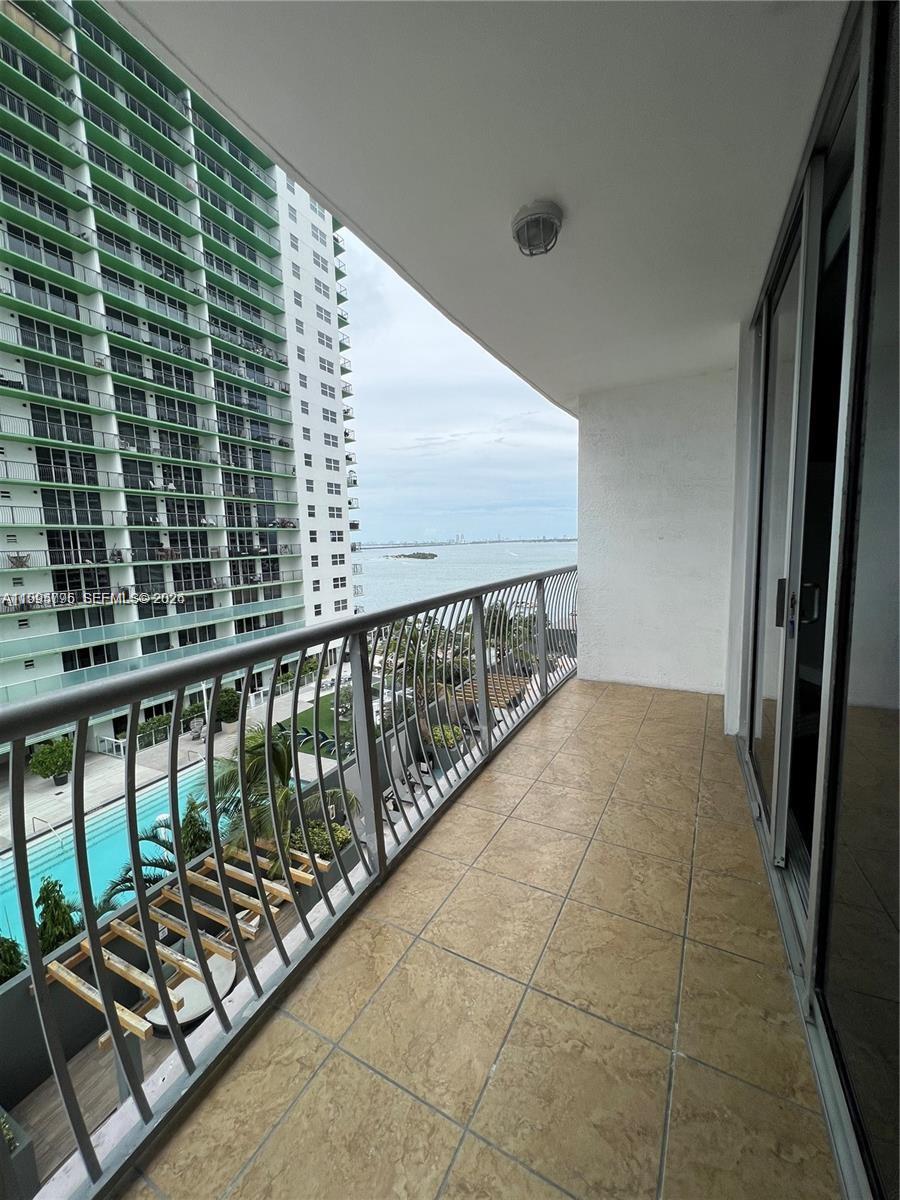 1750 N Bayshore Drive