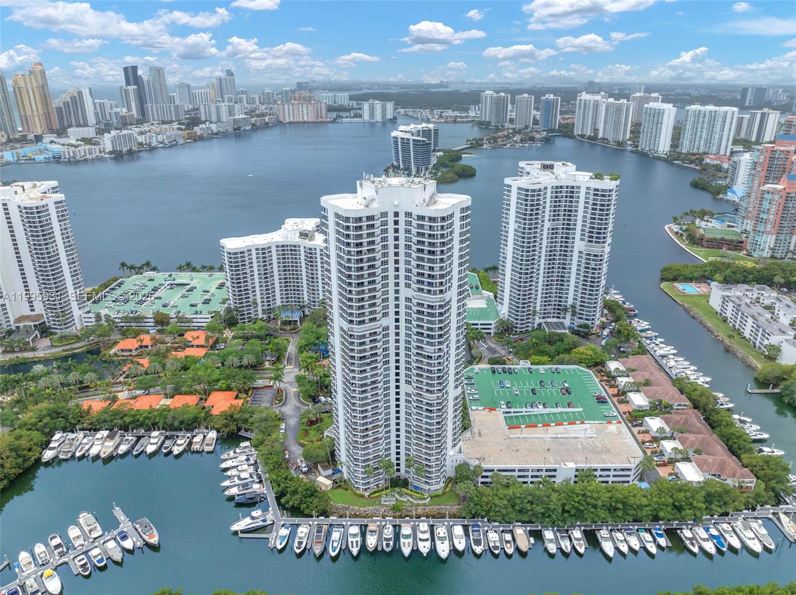 3500 Mystic Pointe Drive
