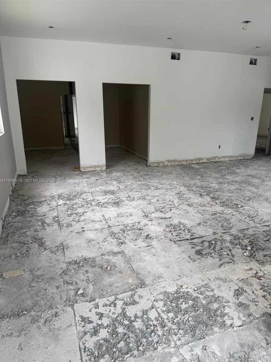 290 NW 125th Avenue