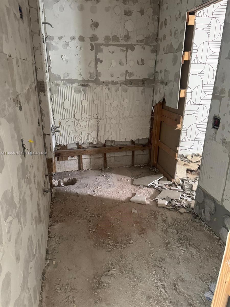 290 NW 125th Avenue