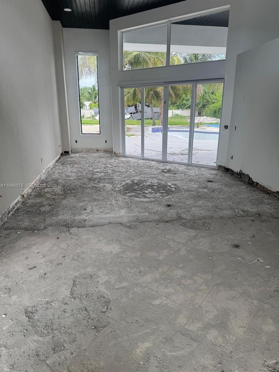 290 NW 125th Avenue