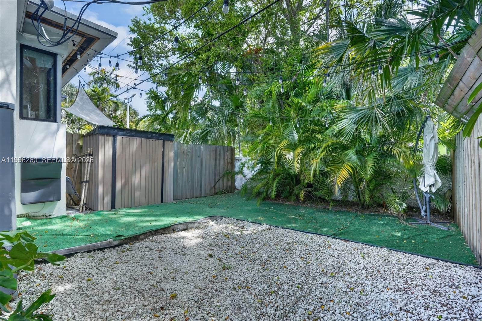 7811 NE 10th Court
