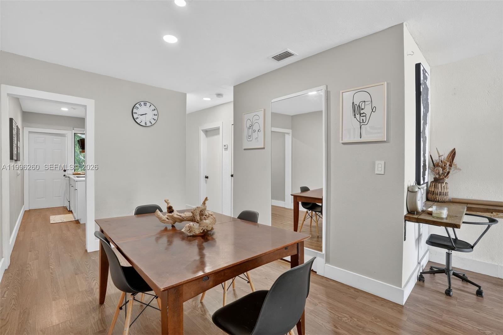 7811 NE 10th Court