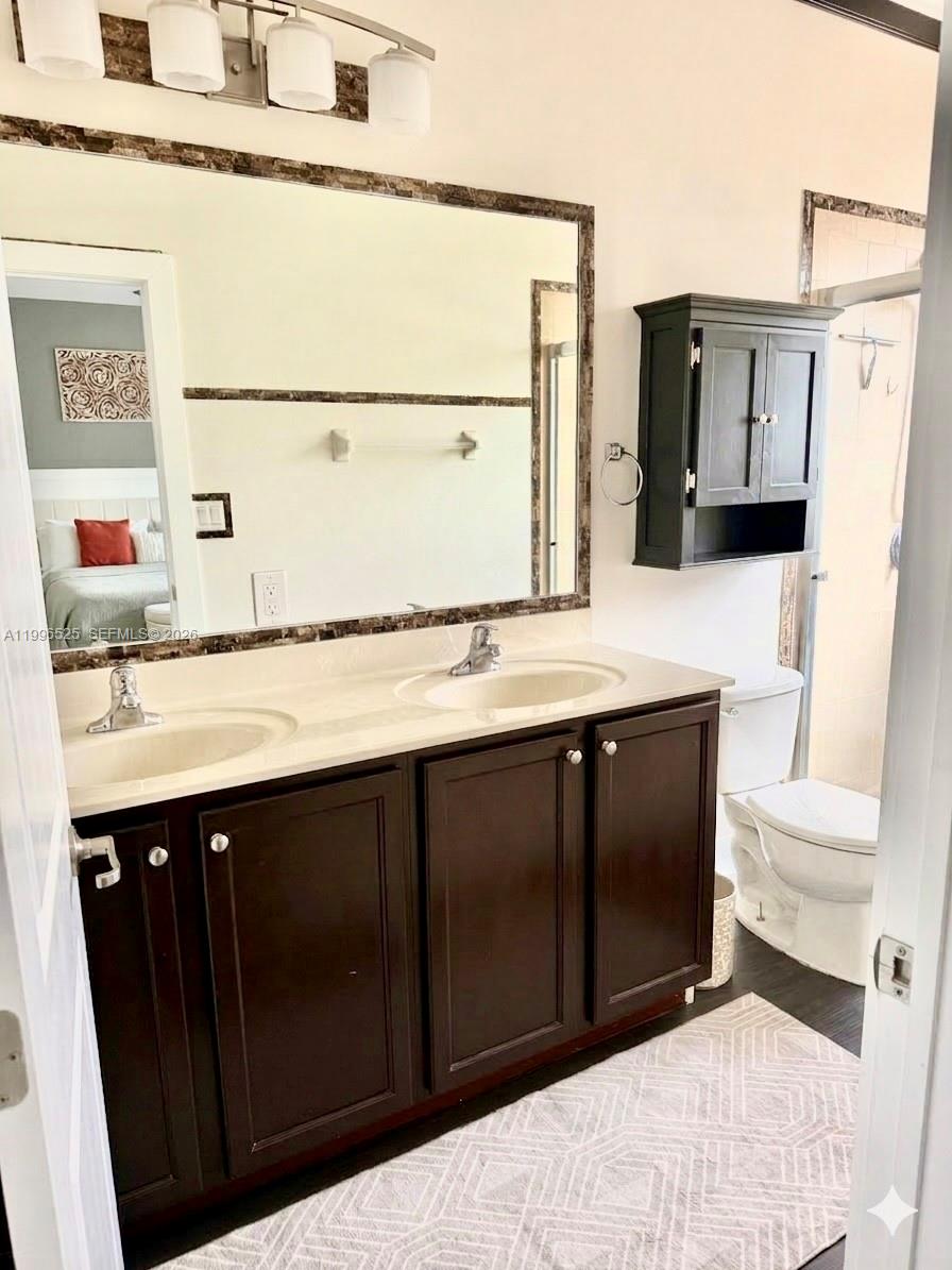 4237 SW 164th Path
