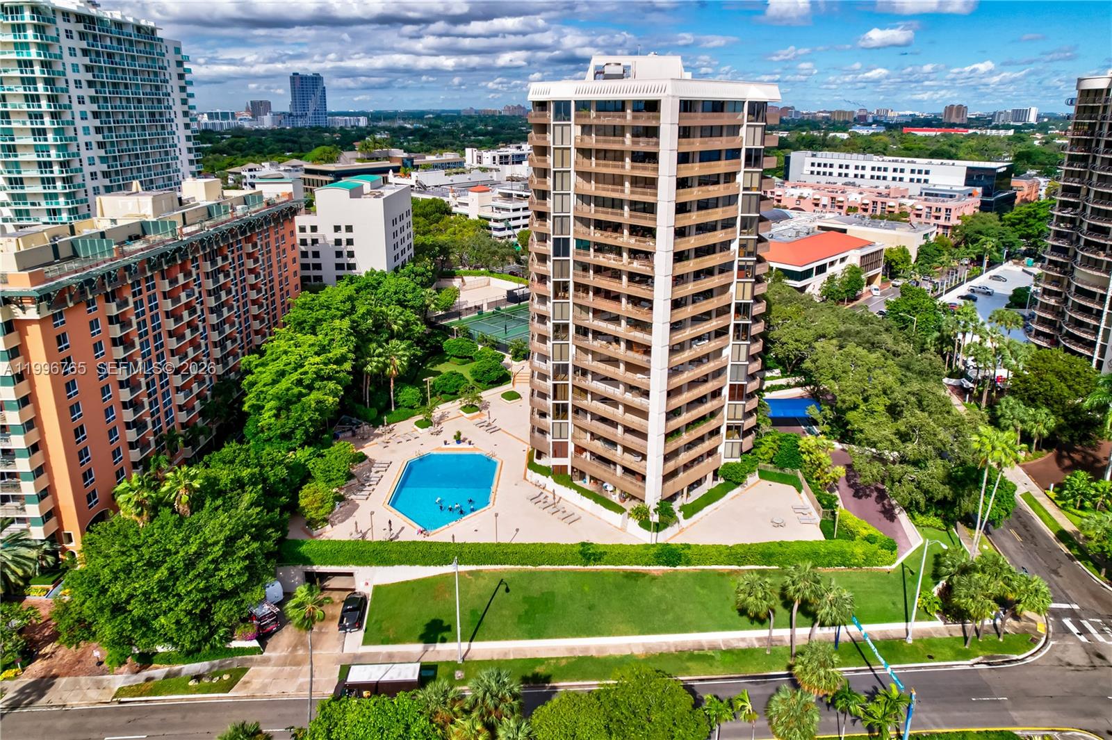 2901 S Bayshore Drive
