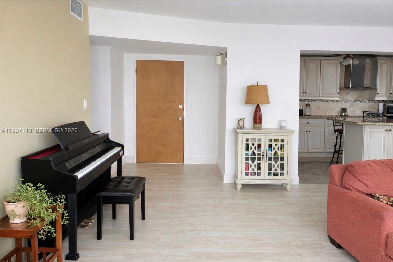 1351 NE Miami Gardens Drive