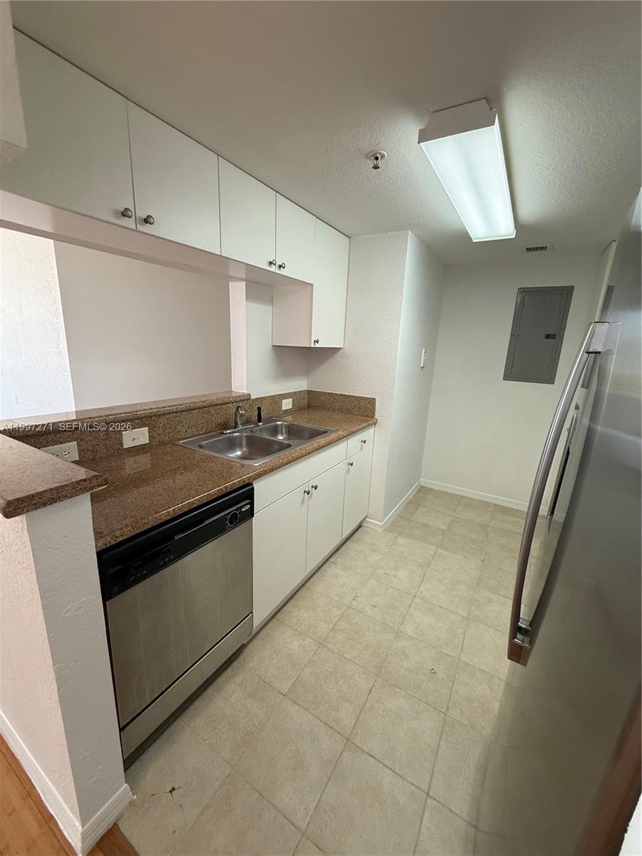 36 NW 6th Avenue