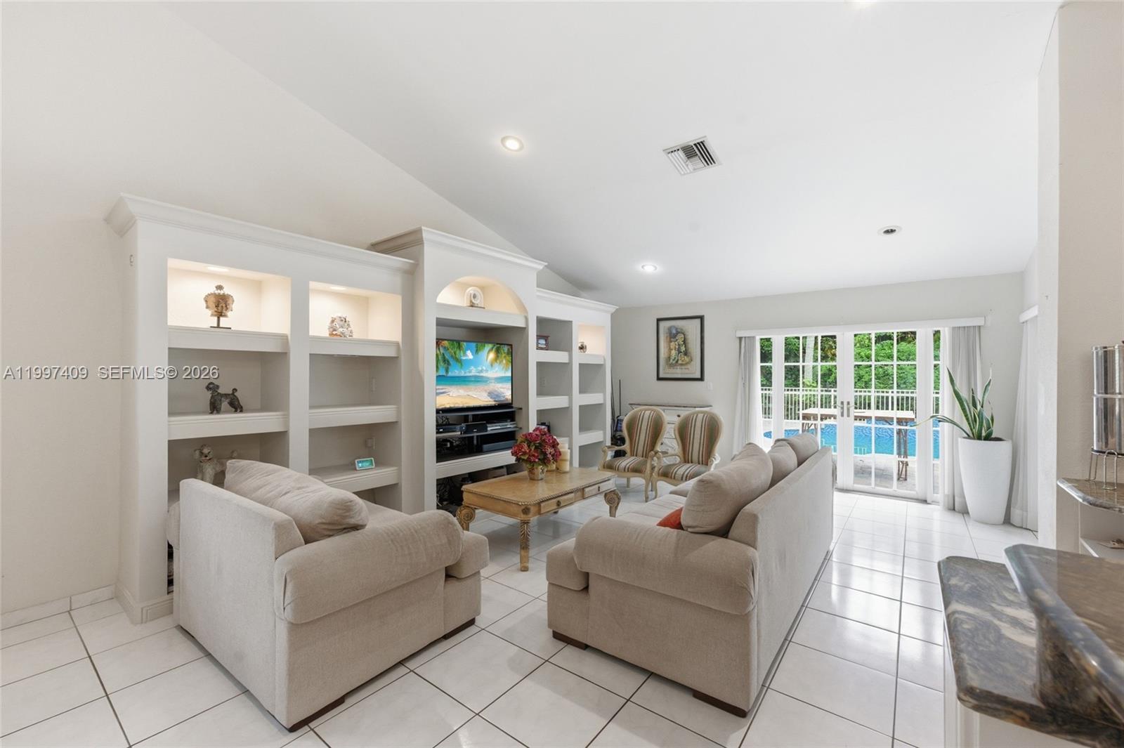 11400 NW 20th Court