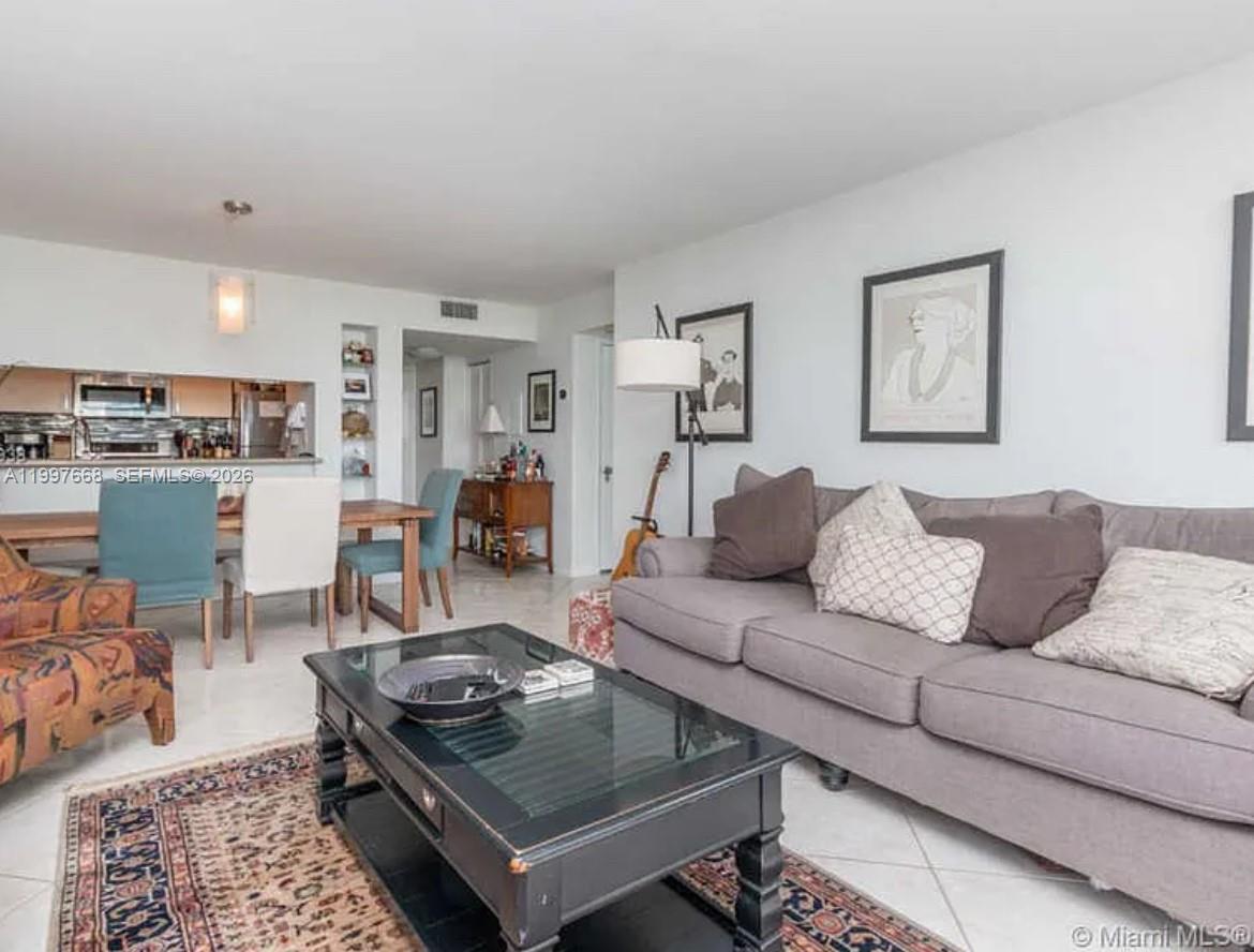 600 NE 36th Street