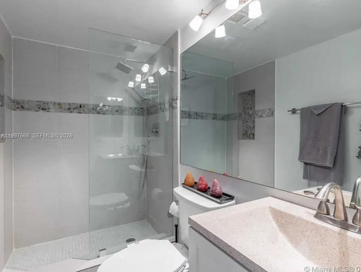 600 NE 36th Street
