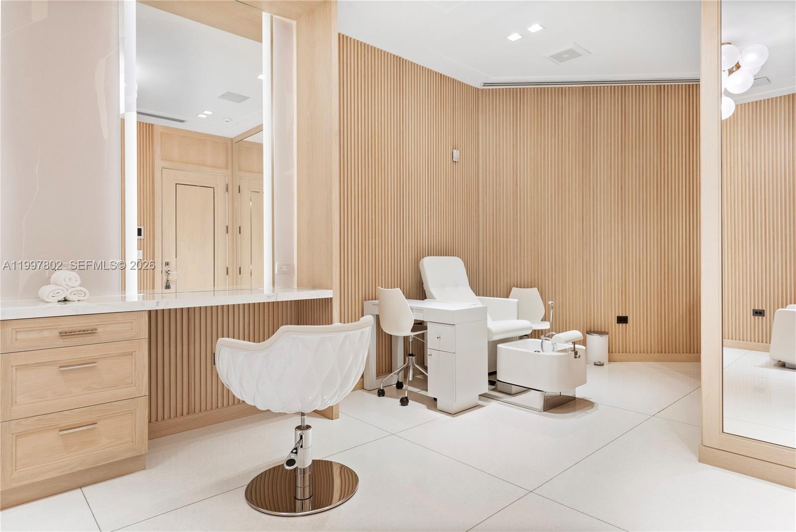 6882 Fisher Island Drive