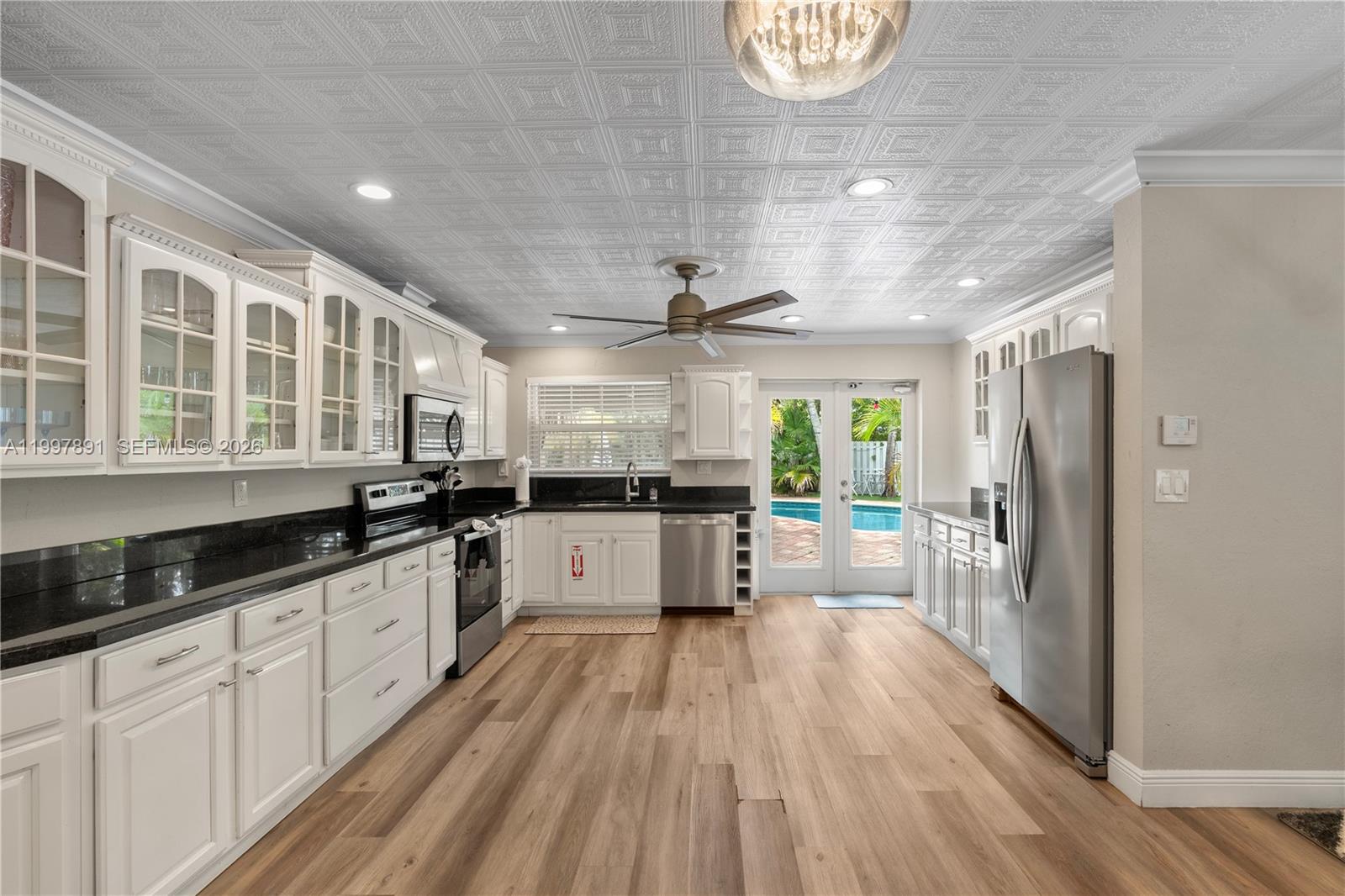 1652 NE 39th Street