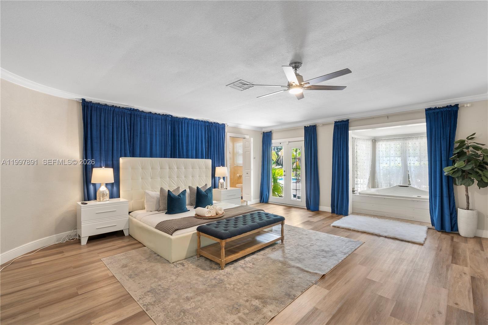 1652 NE 39th Street