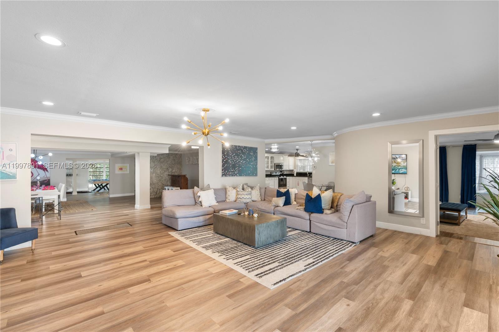 1652 NE 39th Street