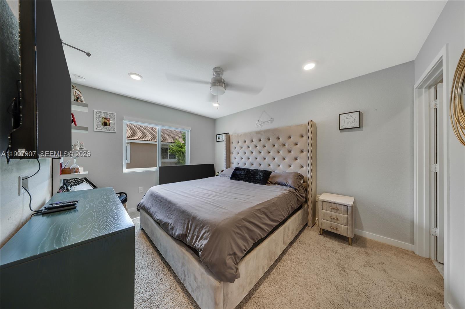 1079 SE 23rd Terrace