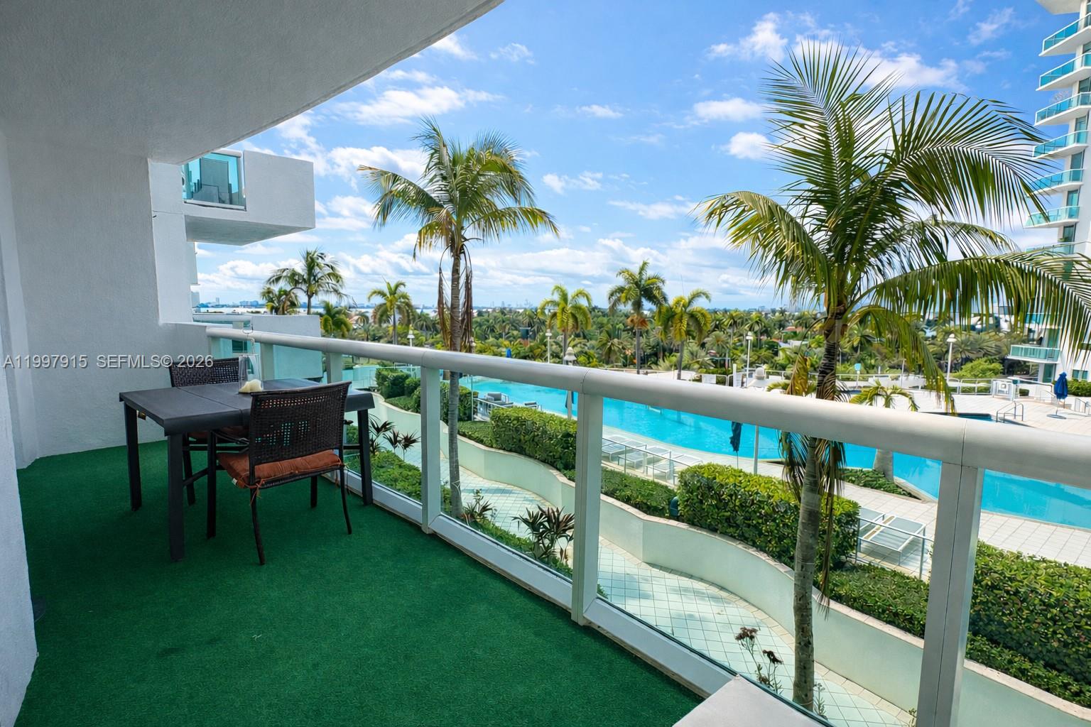 7900 Harbor Island Drive