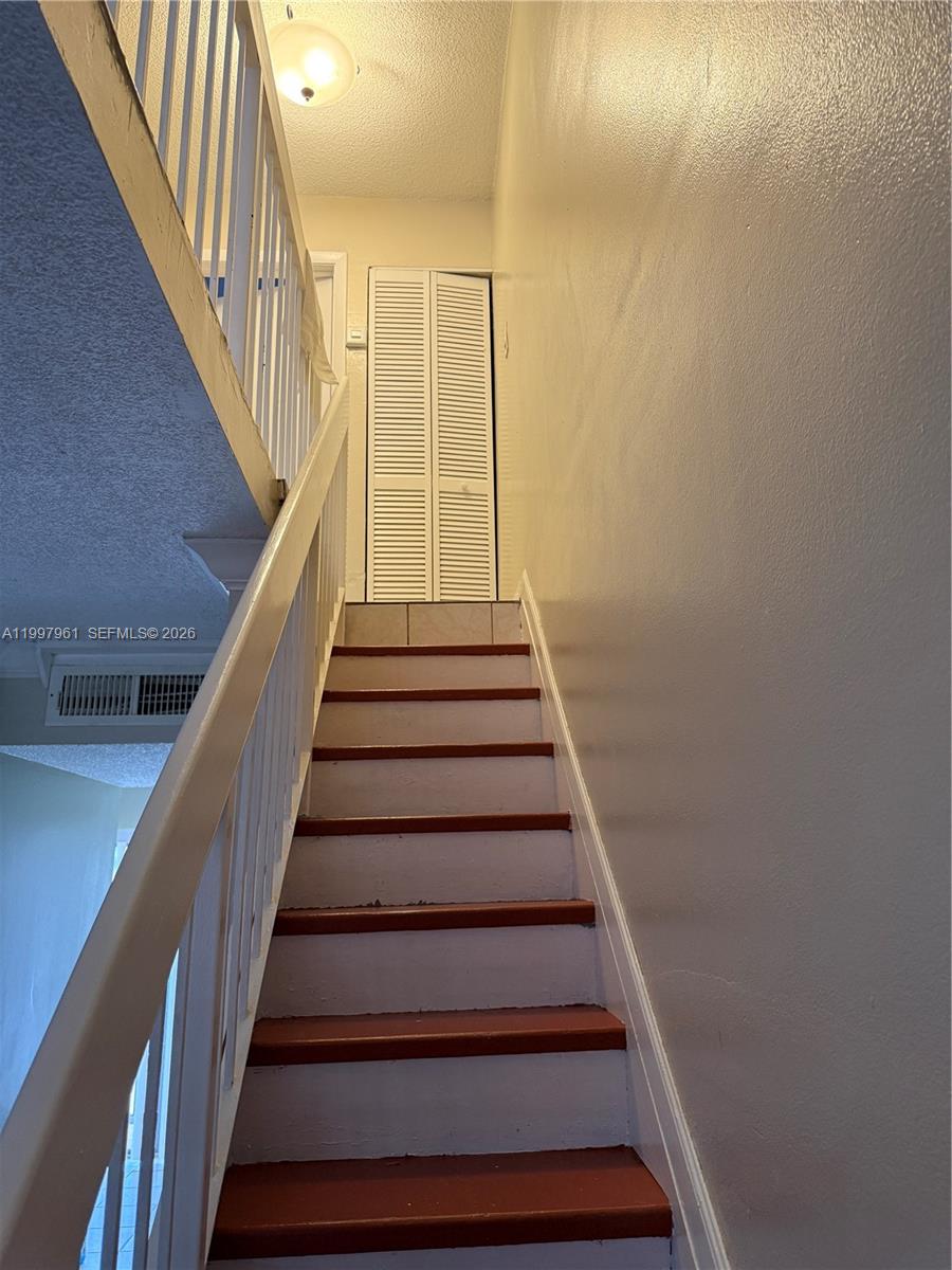 1298 W 51st Place