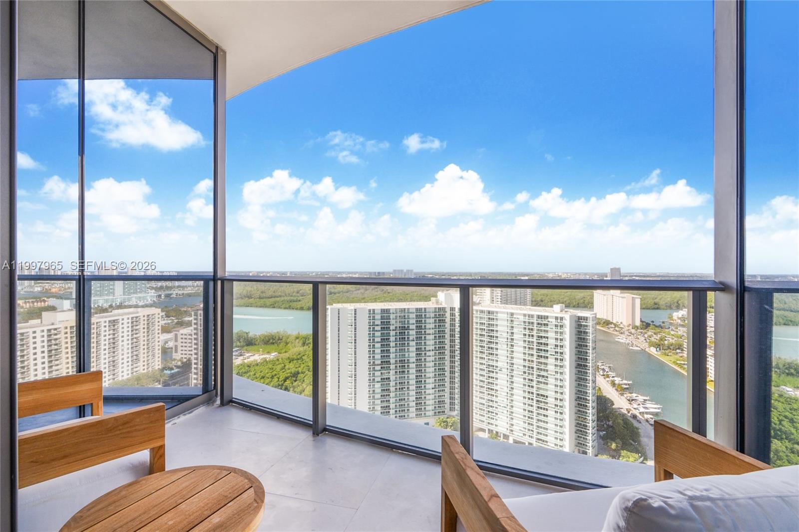 15701 Collins Avenue