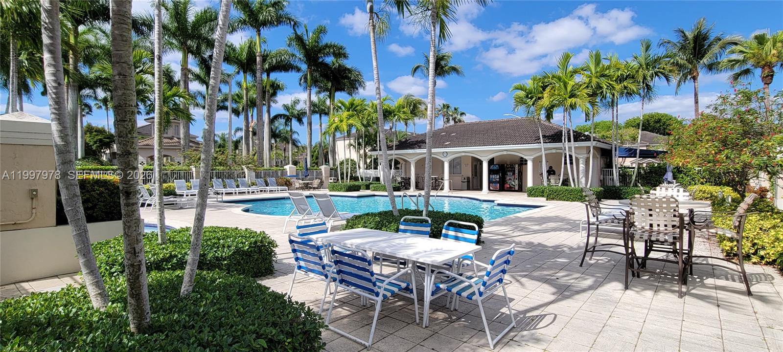 5640 NW 115th Court