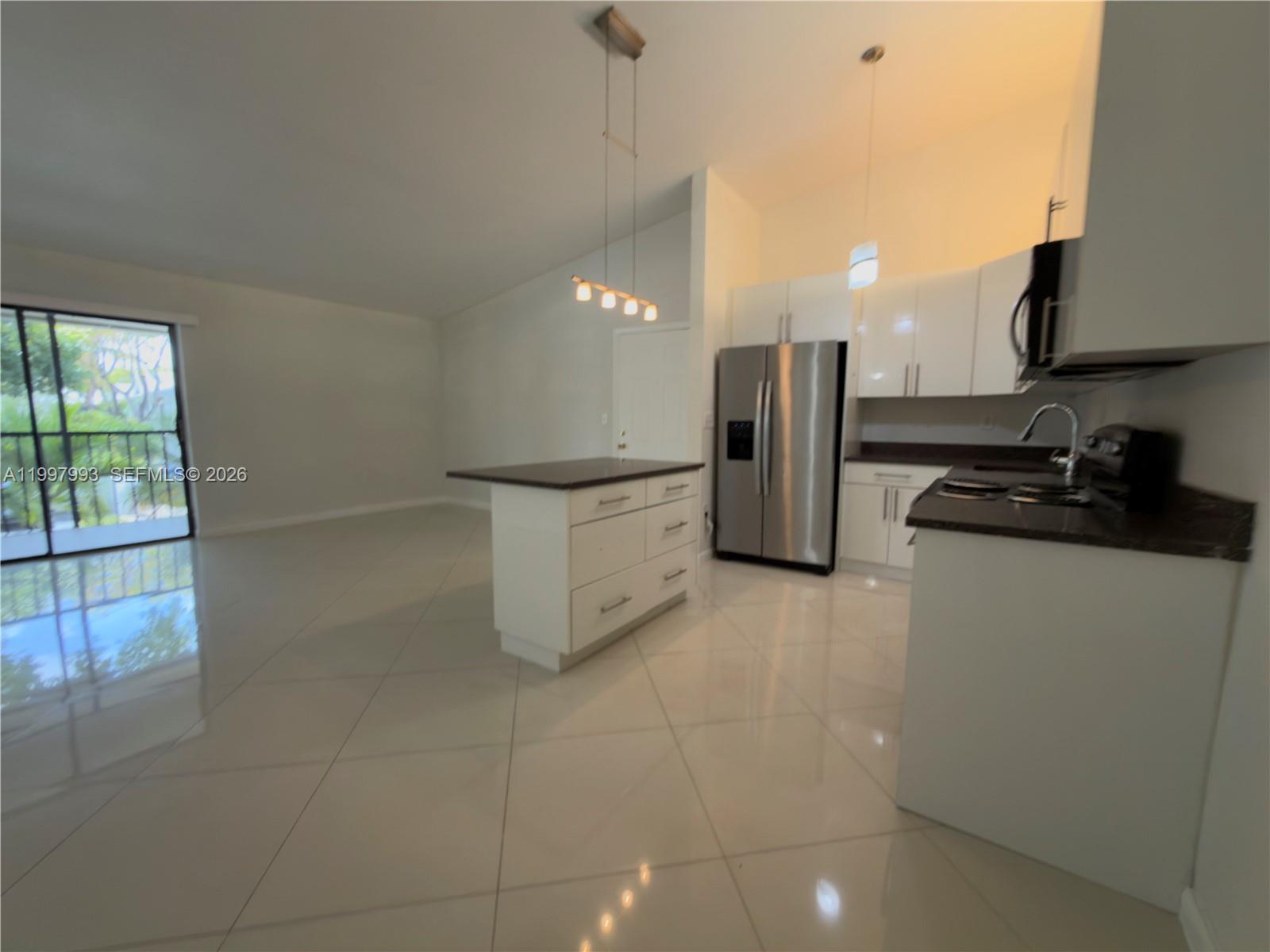 907 NE 199th Street