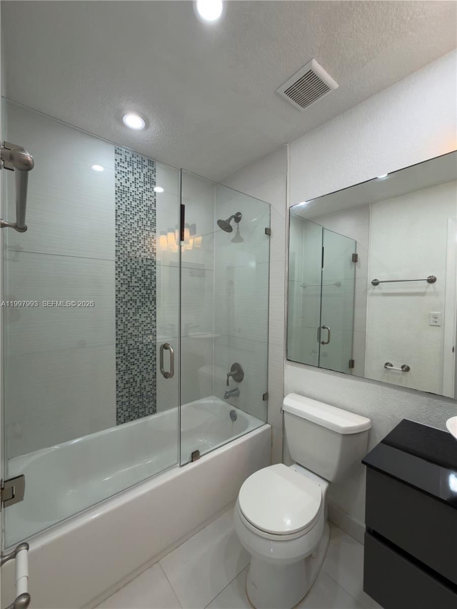 907 NE 199th Street