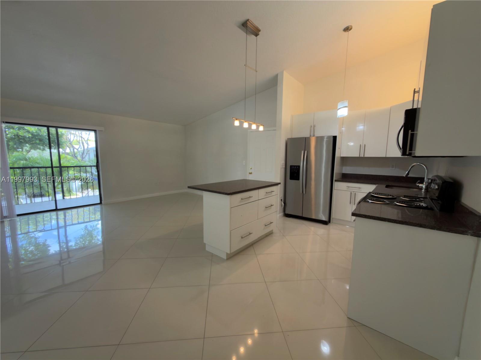 907 NE 199th Street