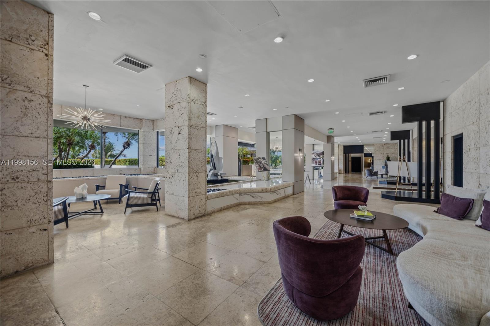 1000 W Island Boulevard