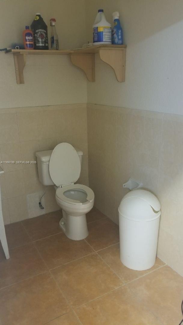 1701 W 37th Street