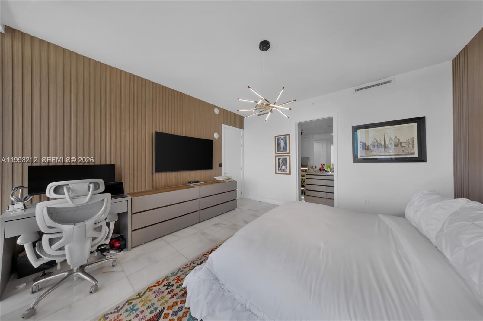 700 NE 26th Terrace
