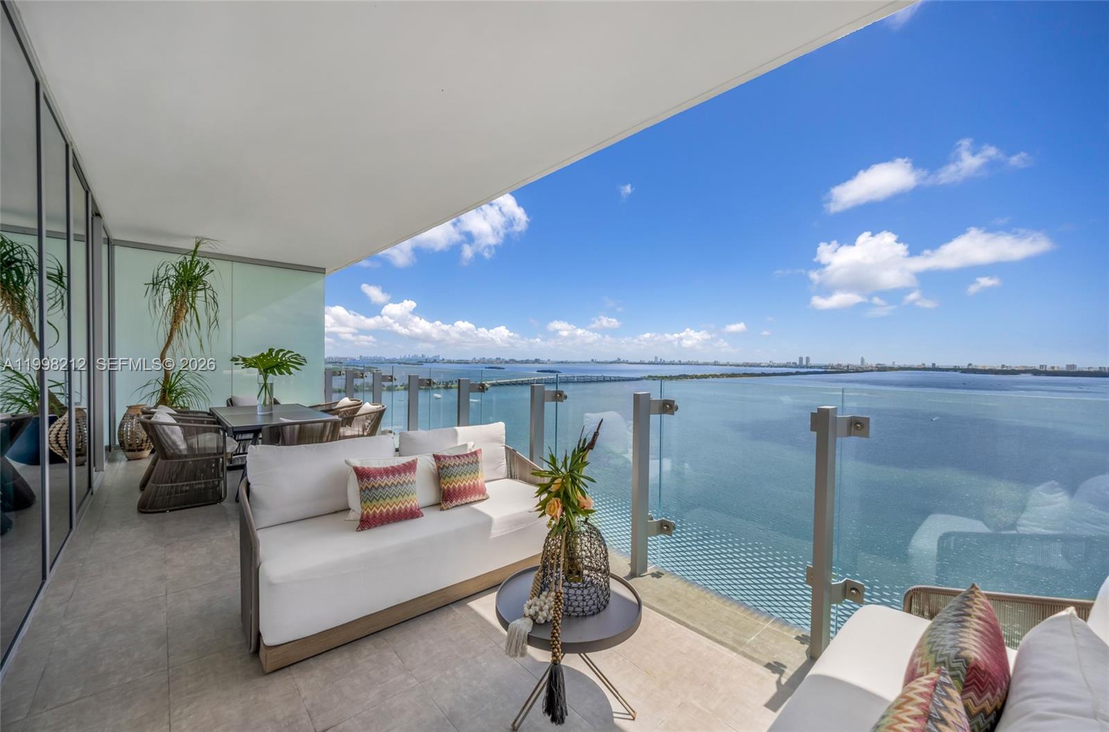 700 NE 26th Terrace
