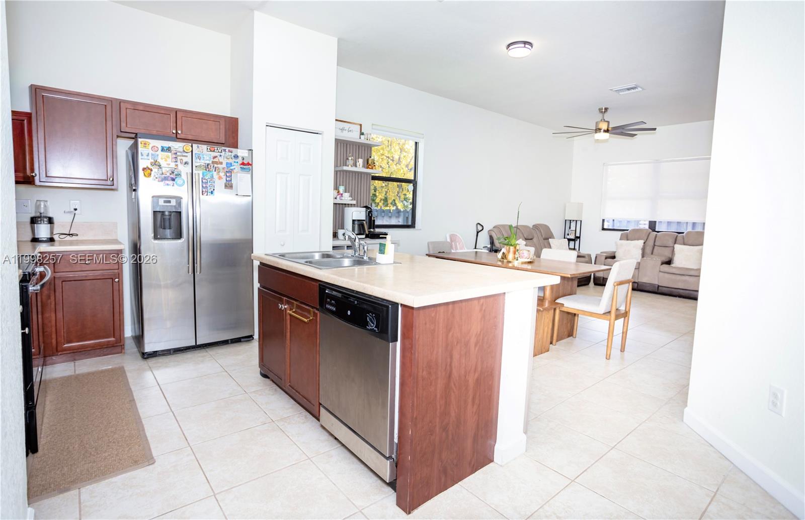 470 SE 34th Terrace