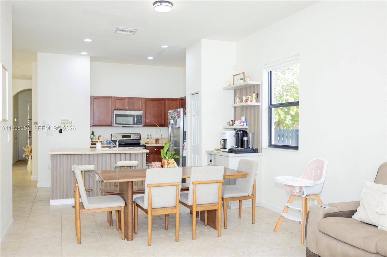 470 SE 34th Terrace