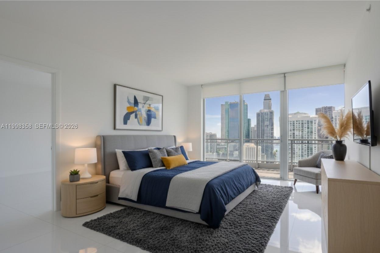 92 SW 3rd Street