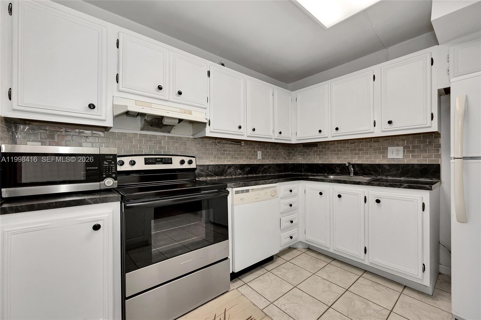 671 NE 195th Street