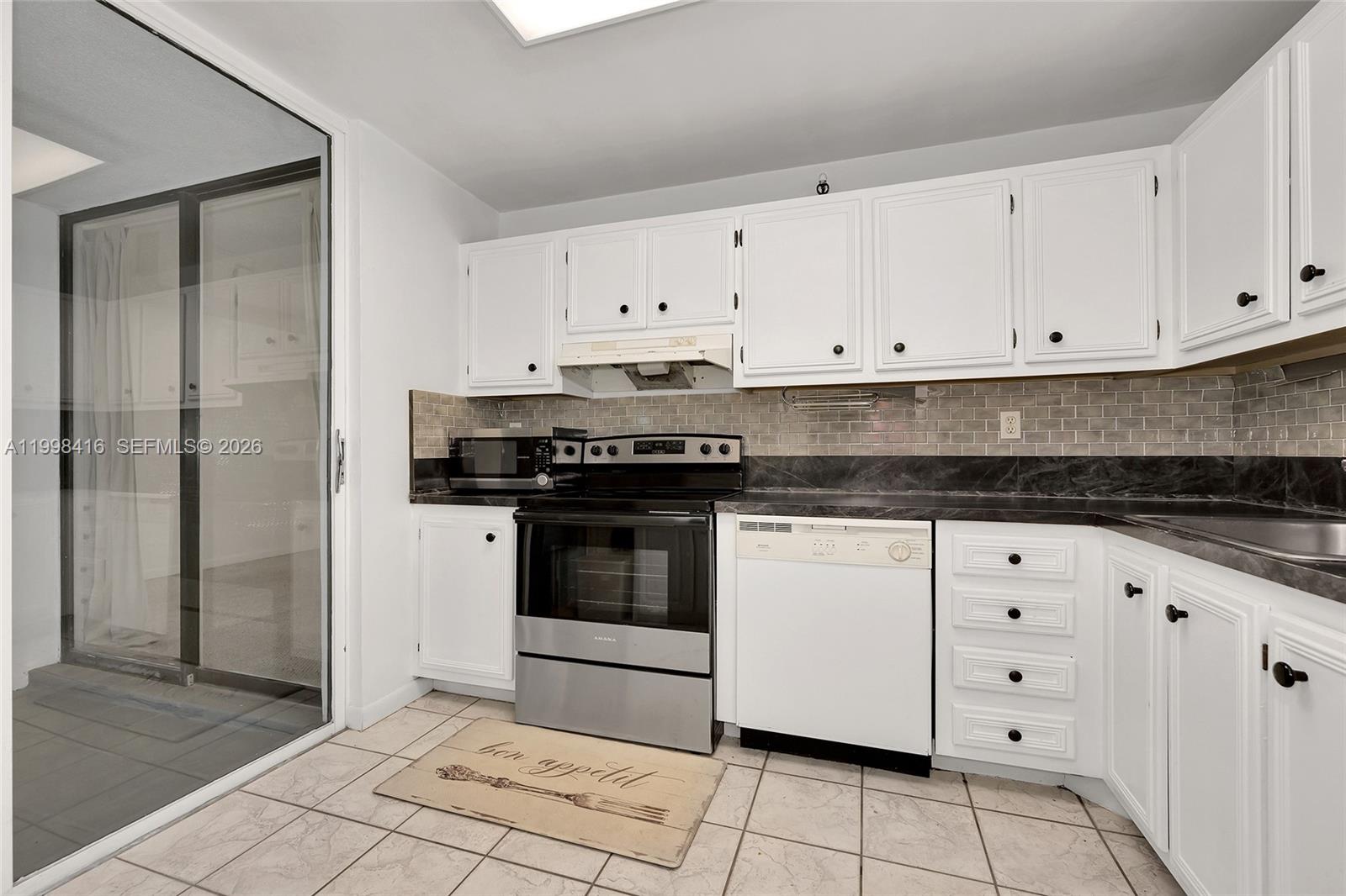 671 NE 195th Street