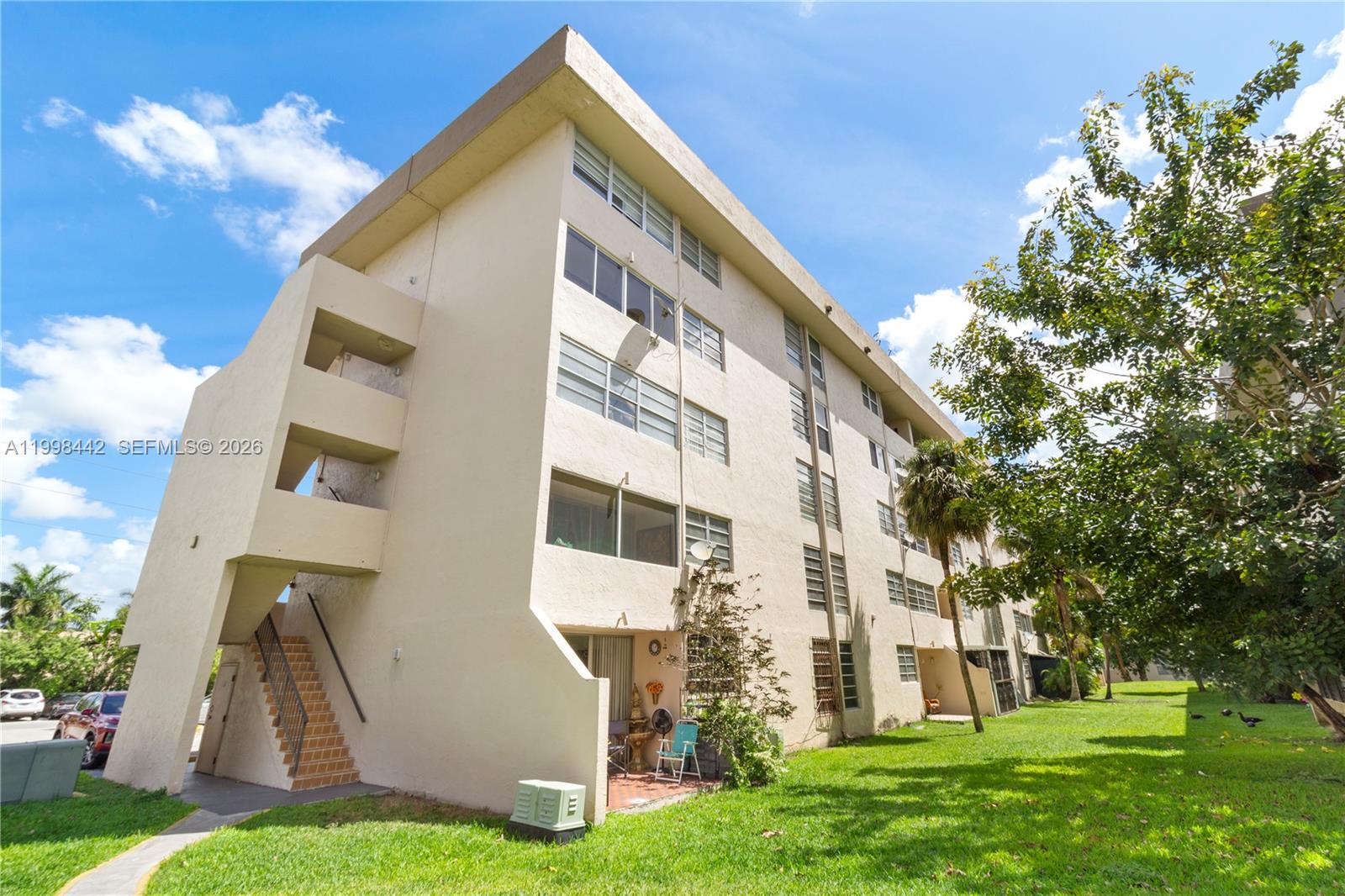 840 NW 87th Avenue