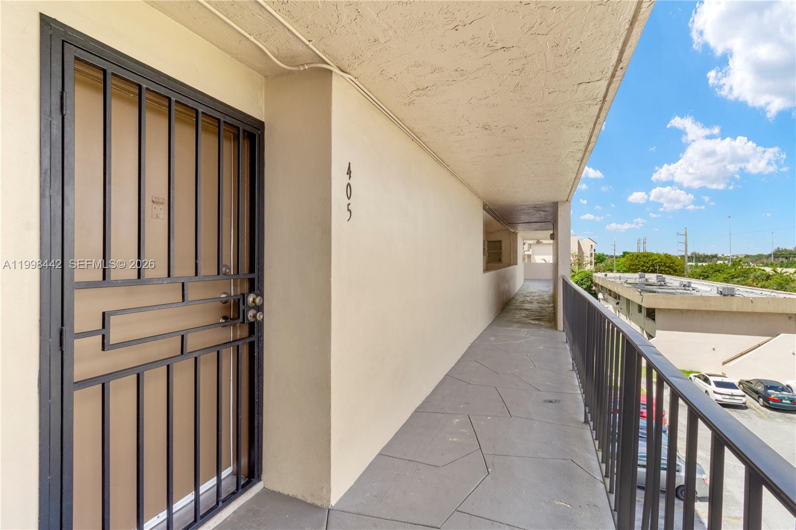 840 NW 87th Avenue