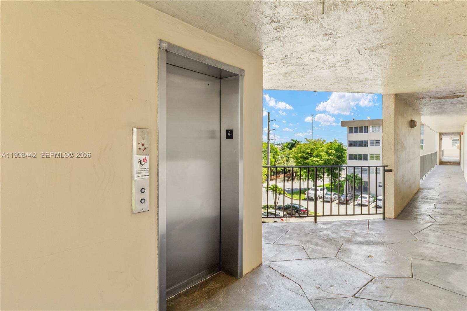 840 NW 87th Avenue