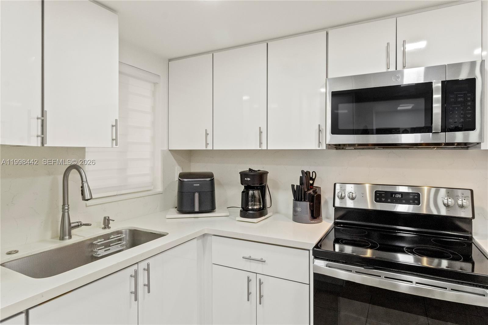 840 NW 87th Avenue