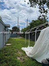 400 NE 44th Street